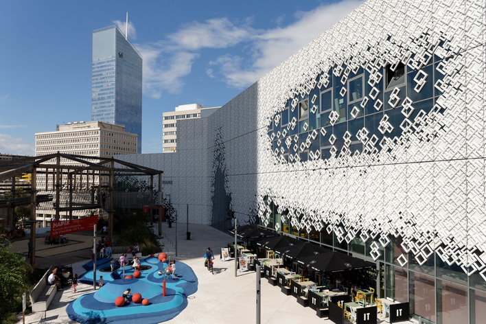 Lyon illustration photo Photographie d'illustration de lyon Photographie d'illustration de lyon Westfield centre commercial -UGC