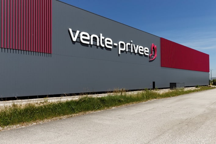 Reportage photographique bâtiment logistique Ain — Romain Rubini photographe BTP 01