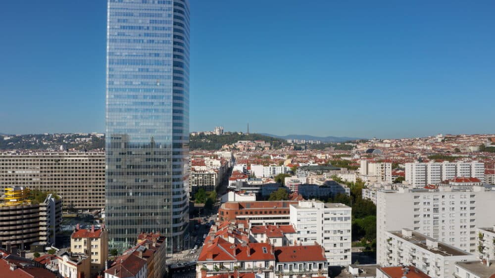 telepilote de drone lyon Photographe à lyon et télépilote de drone à Lyon réalise des reportage pour les entreprises.
