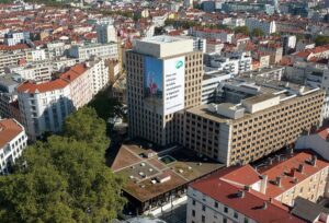 Prise de vue de batiment par drone lyon photographe à Lyon, reportage drone